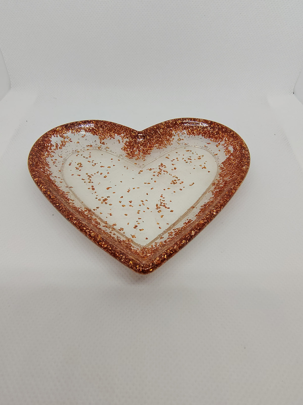 Vide-Poche coeur en Résine Époxy – Décoration Artisanale