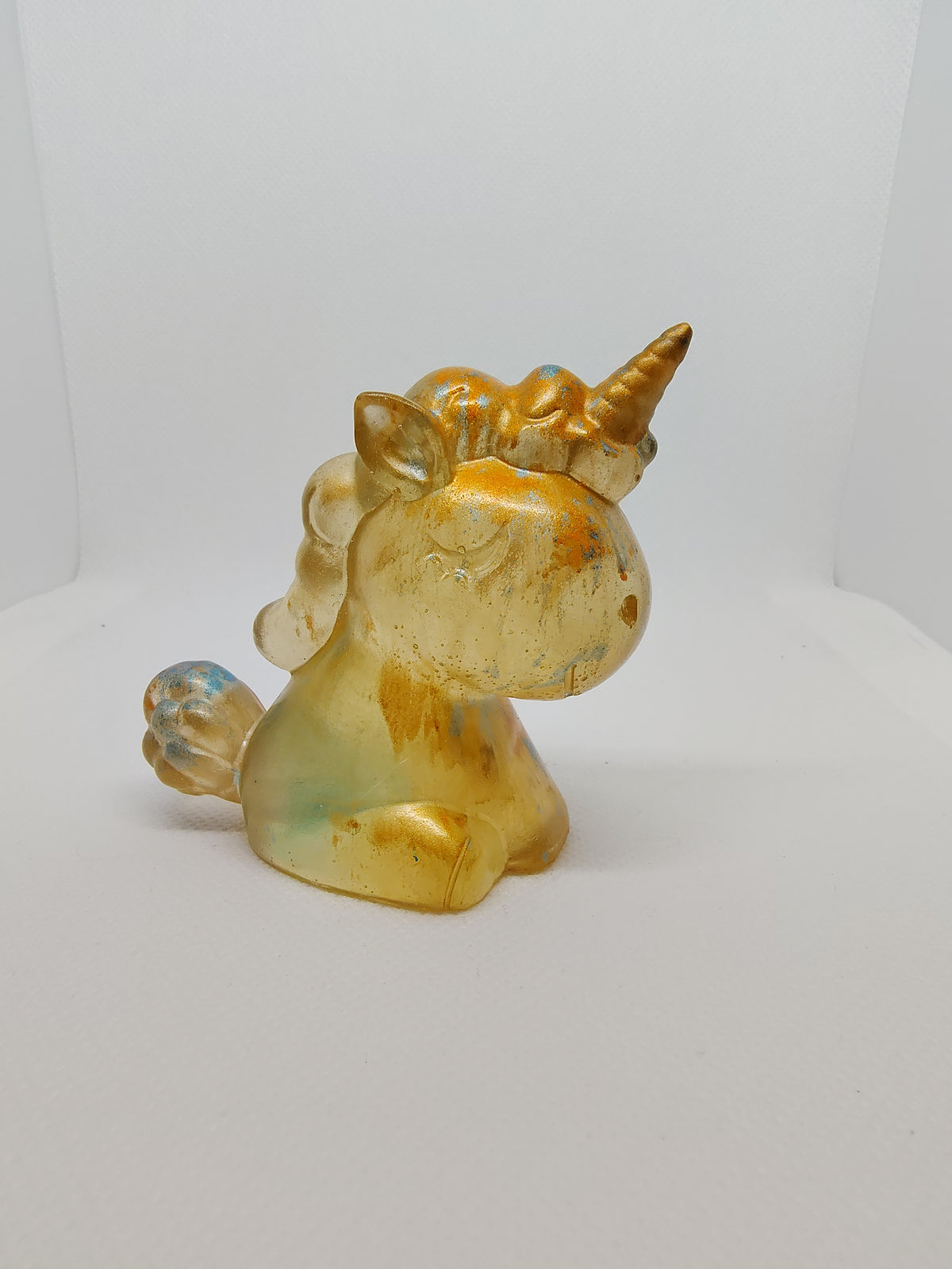 Licorne en Résine Époxy – Figurine Décorative Artisanale