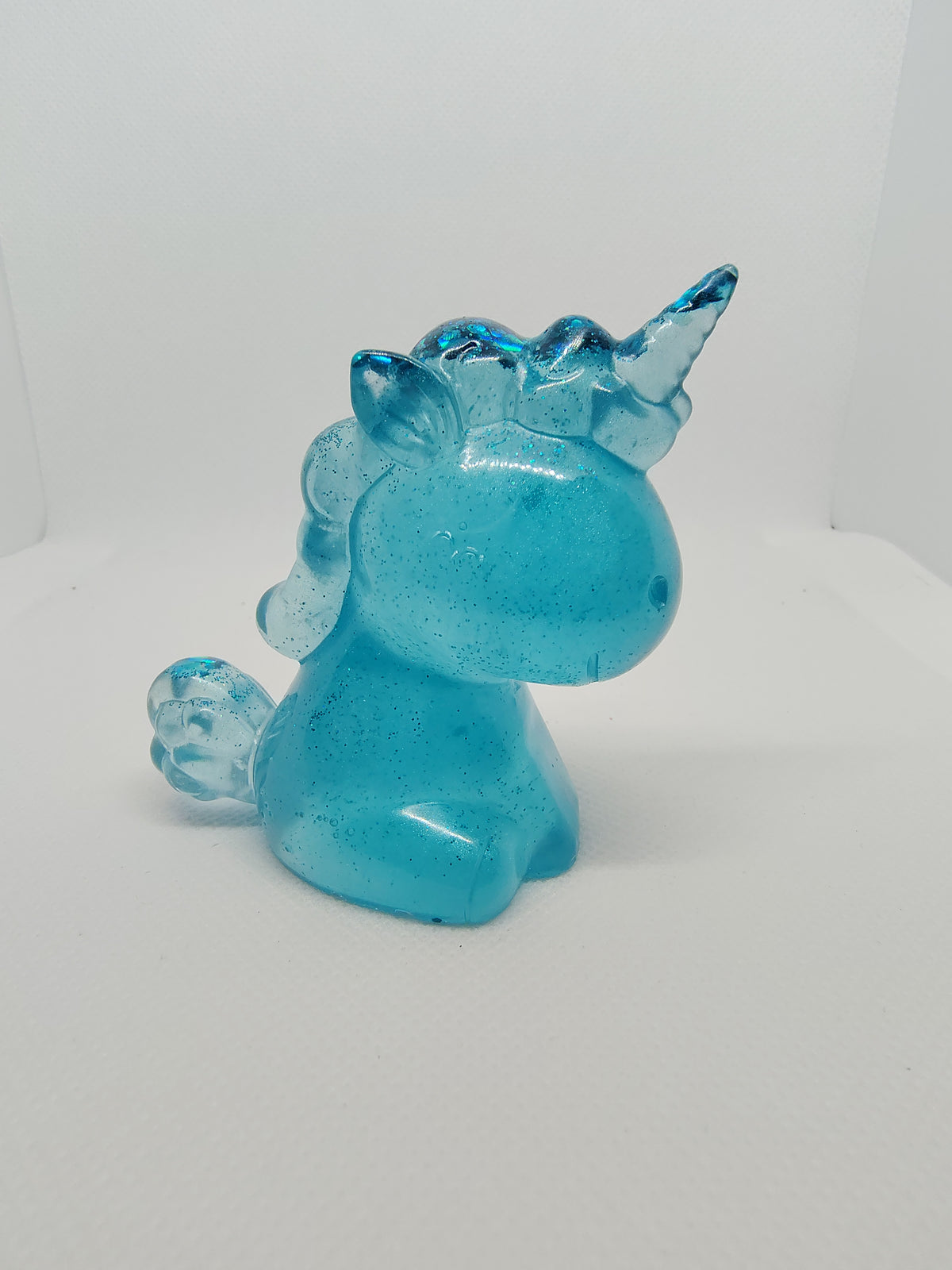 Licorne en Résine Époxy – Figurine Décorative Artisanale