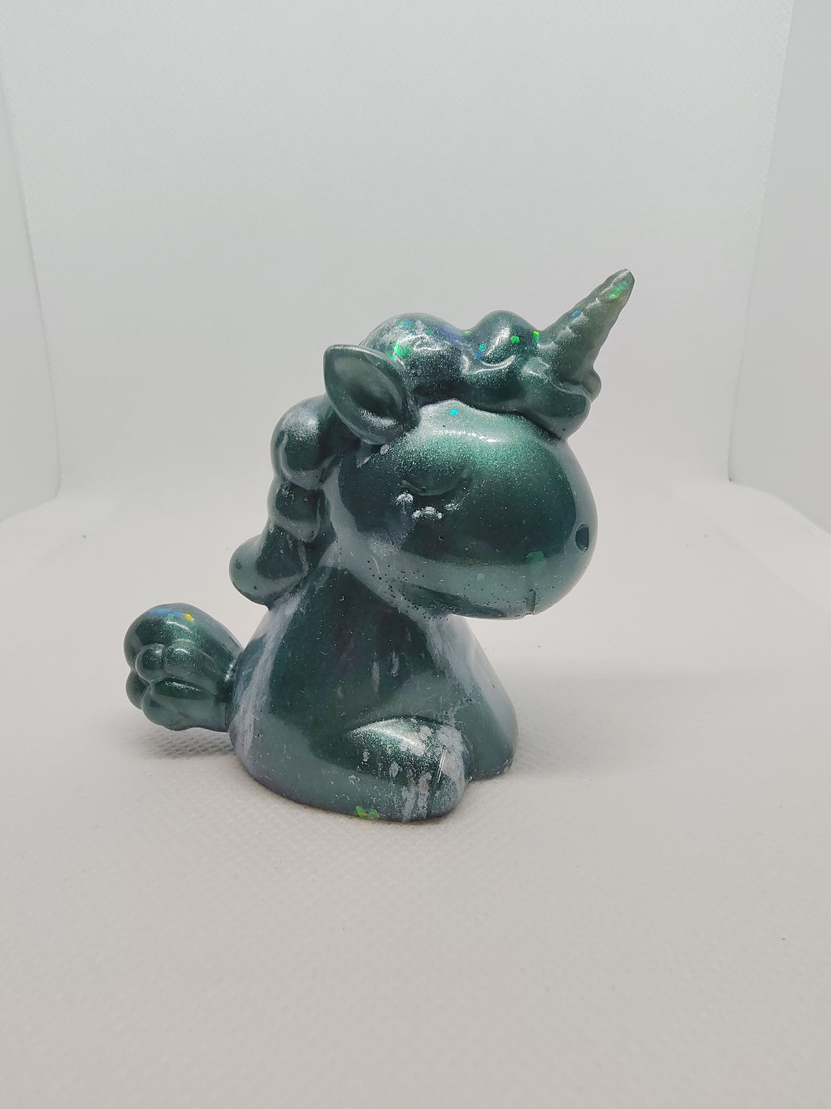 Licorne en Résine Époxy – Figurine Décorative Artisanale
