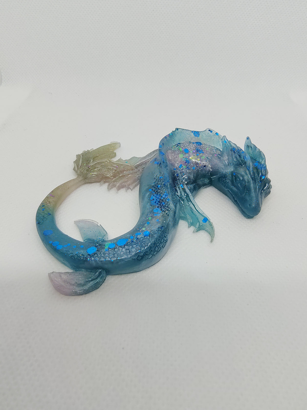 Dragon en Résine Époxy – Figurine Décorative Fantastique artisanale