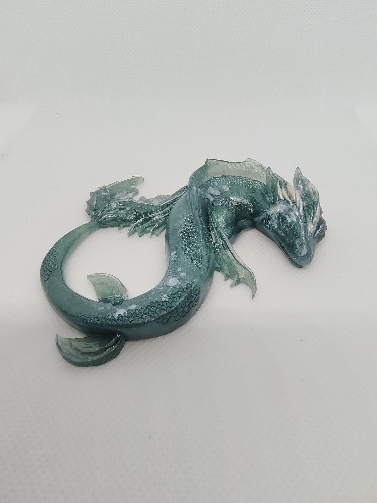 Dragon en Résine Époxy – Figurine Décorative Fantastique artisanale