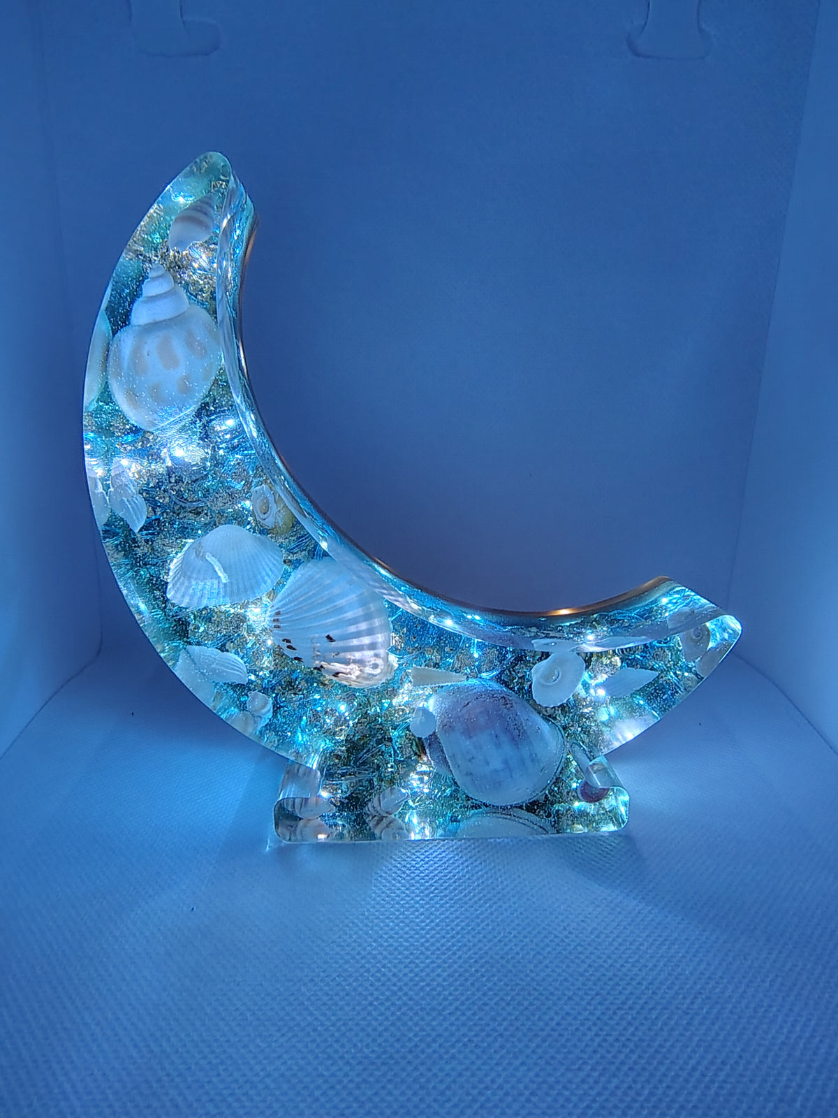 Veilleuse Lune en Résine Époxy – Décoration Artisanale