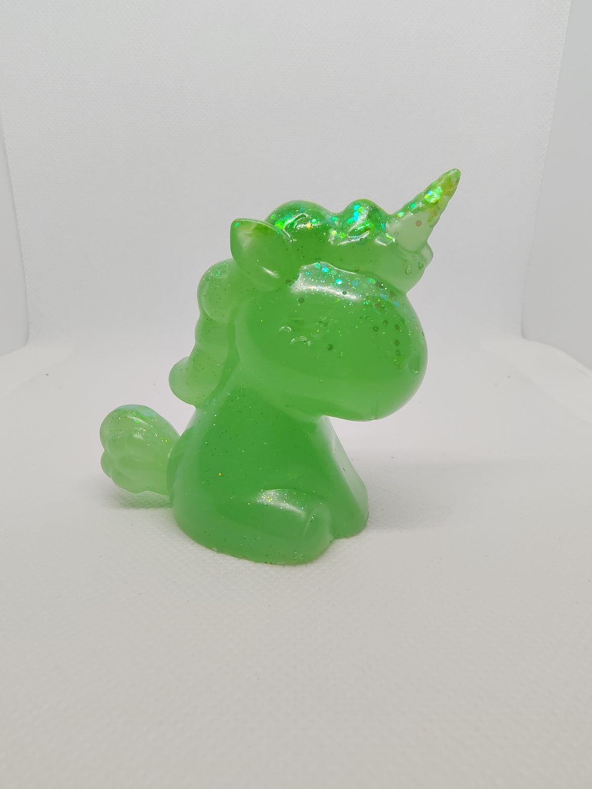 Licorne en Résine Époxy – Figurine Décorative Artisanale