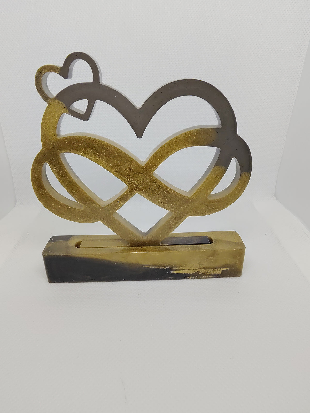 Décoration LOVE coeur en Résine Époxy – Création Artisanale