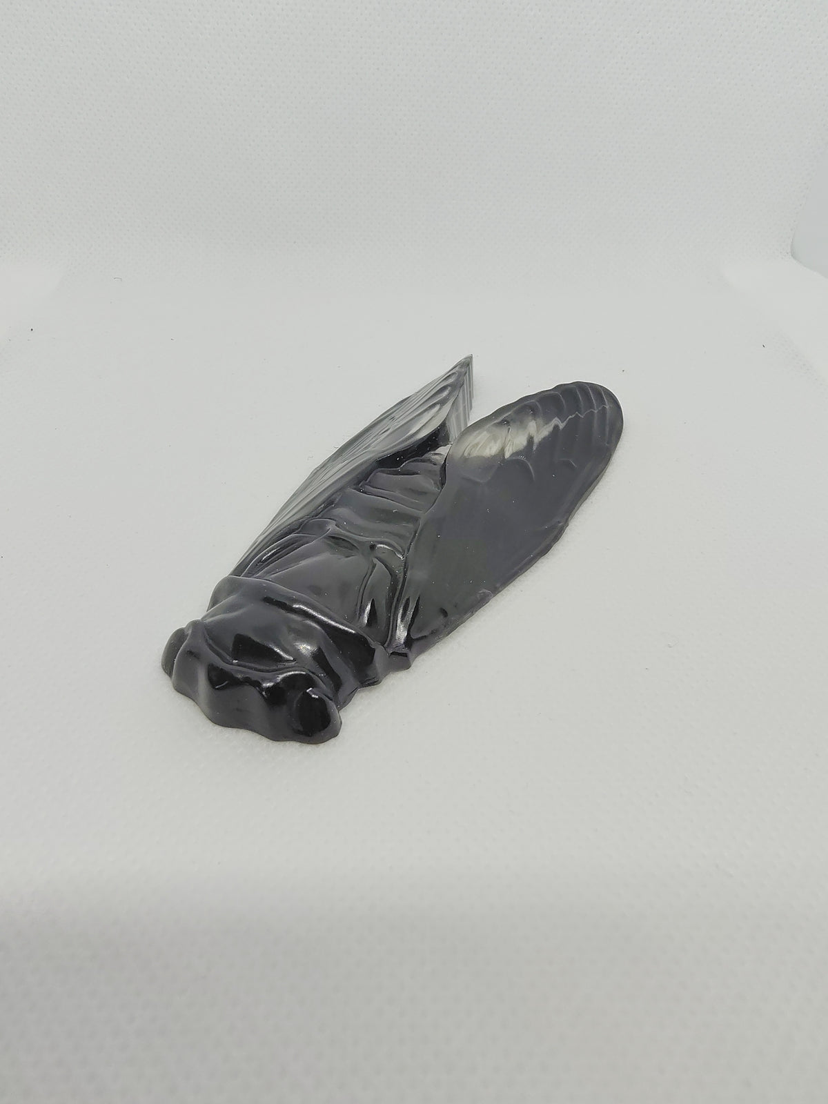 Cigale en Résine Époxy – Figurine Décorative Artisanale