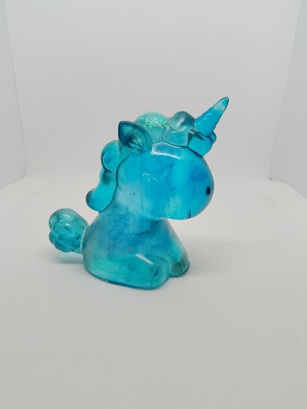 Licorne en Résine Époxy – Figurine Décorative Artisanale