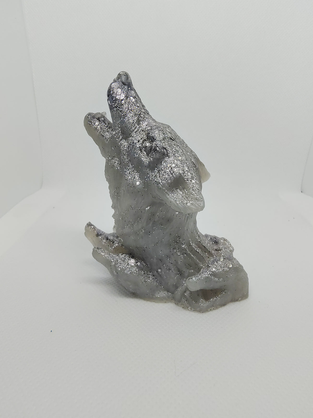 Loup en Résine Époxy – Figurine Décorative Artisanale