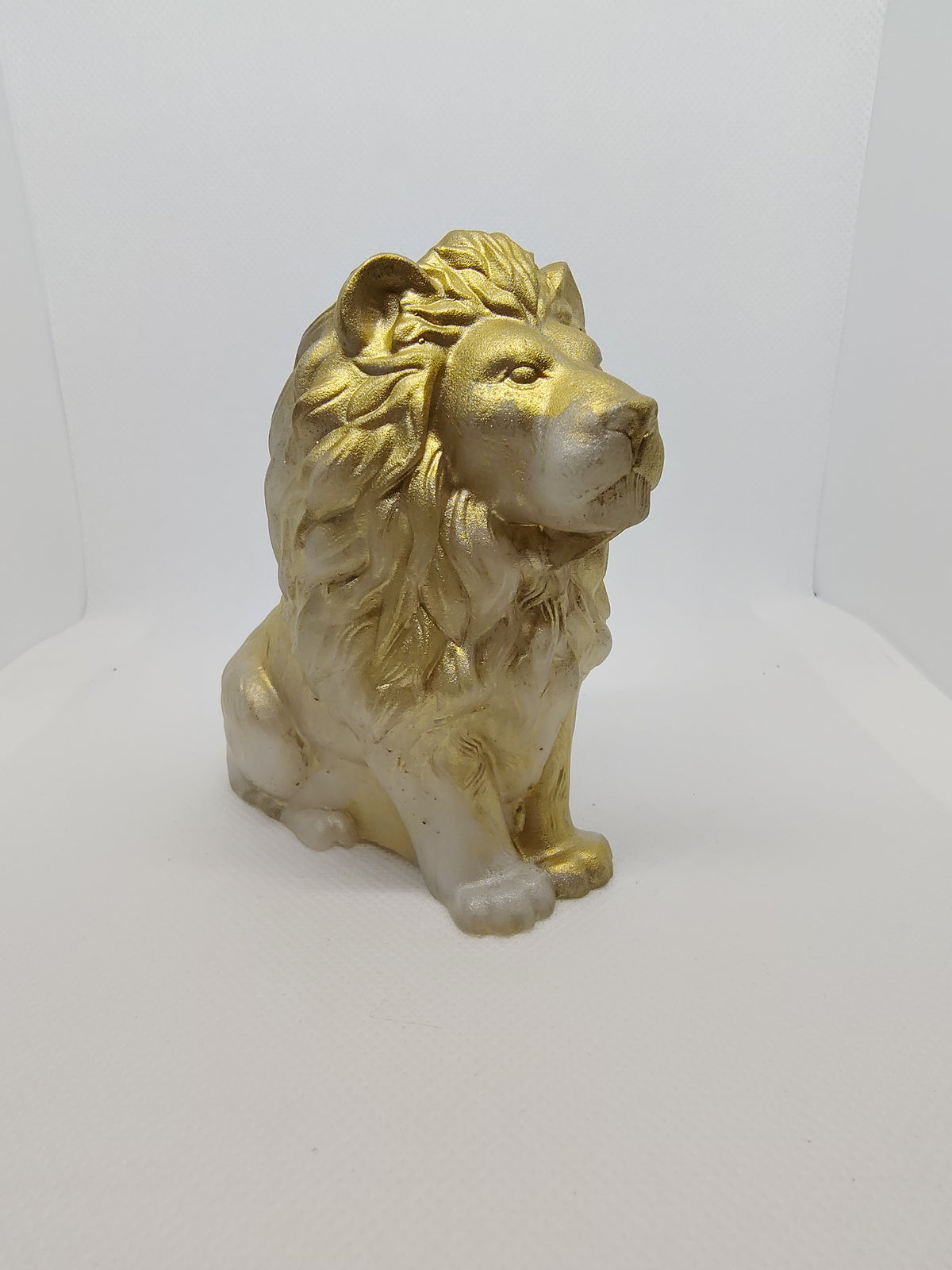 Lion en Résine Époxy – Figurine Décorative Artisanale