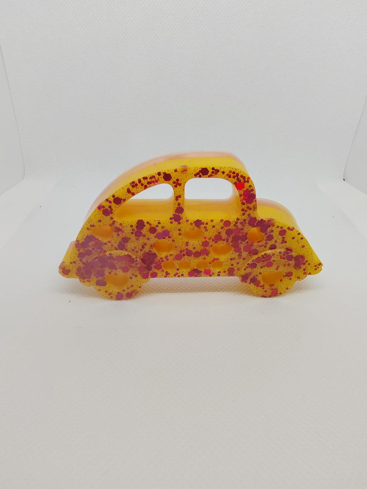 Voiture en Résine Époxy – Figurine Décorative Artisanale