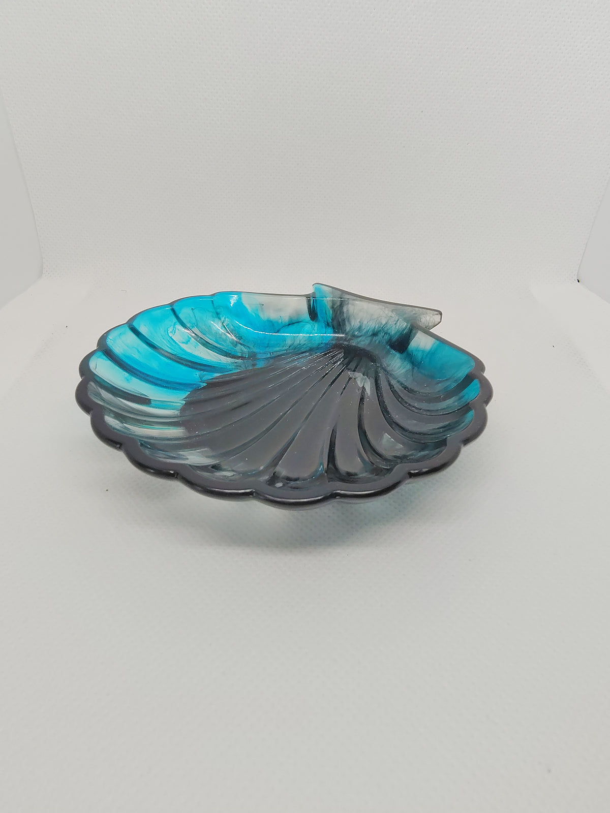 Vide-Poche Coquillage en Résine Époxy – Décoration Artisanale