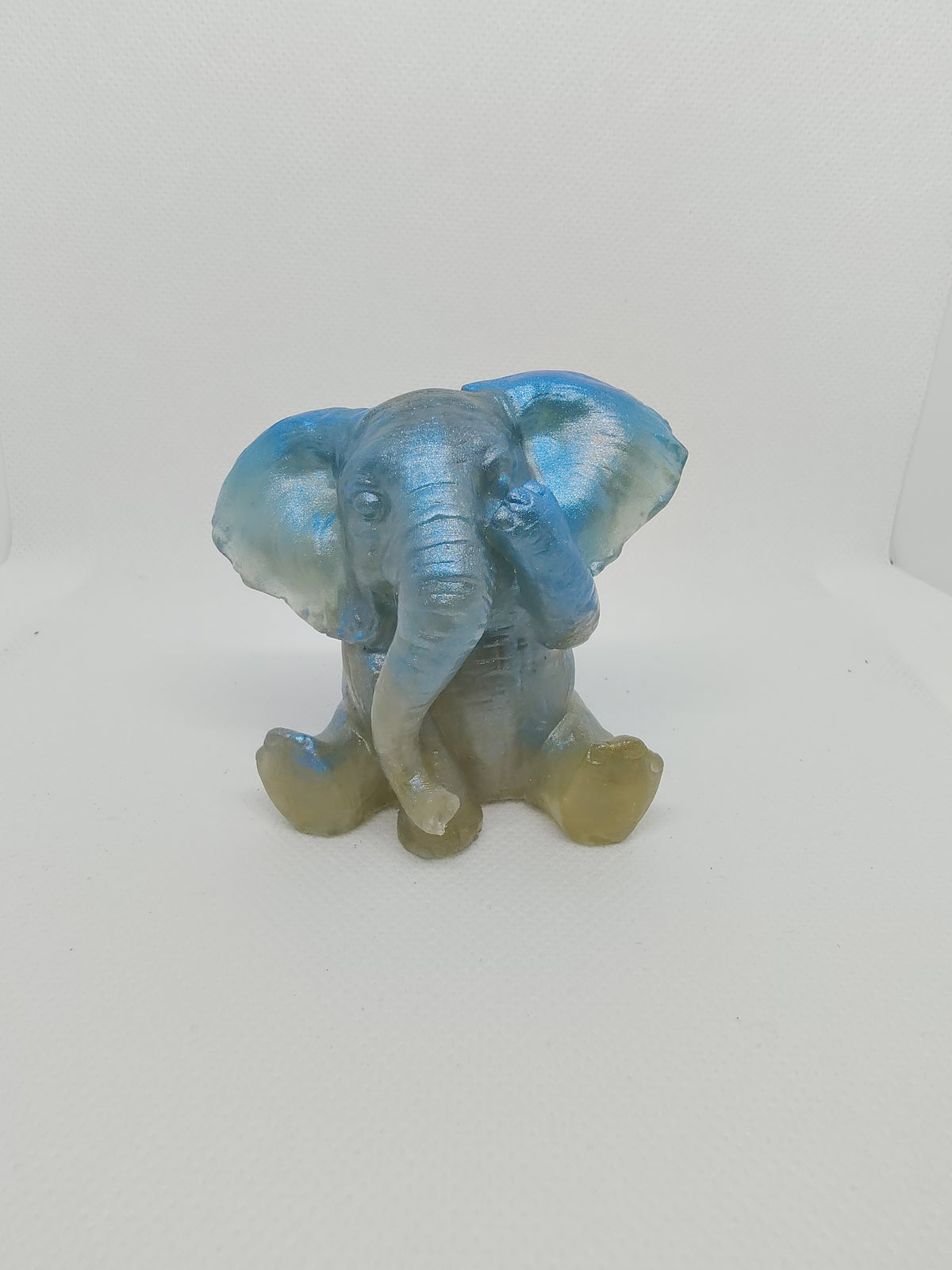 Éléphant en Résine Époxy – Figurine Décorative Artisanale