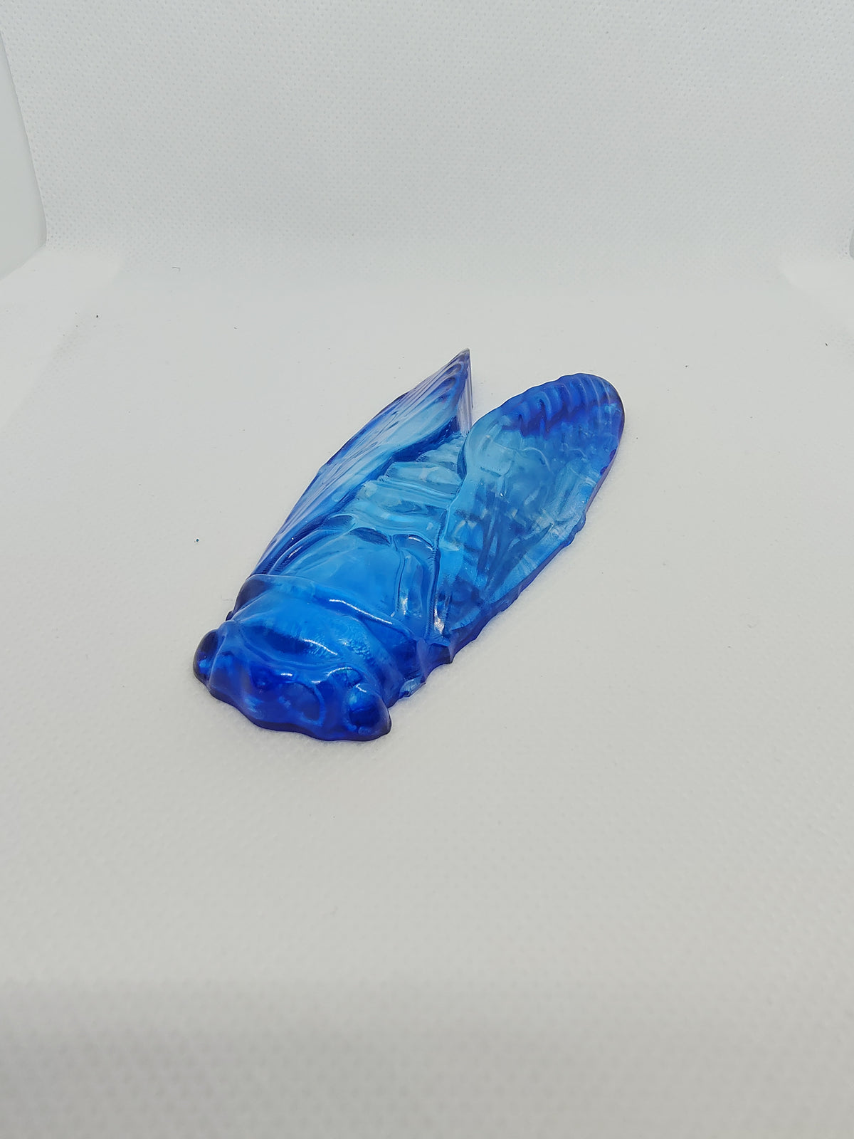 Cigale en Résine Époxy – Figurine Décorative Artisanale