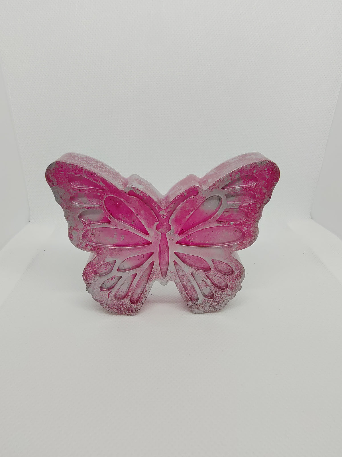Papillon en Résine Époxy – Figurine Décorative Artisanale