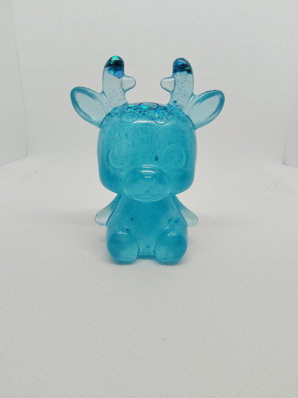 Renne en Résine Époxy – Figurine Décorative Artisanale