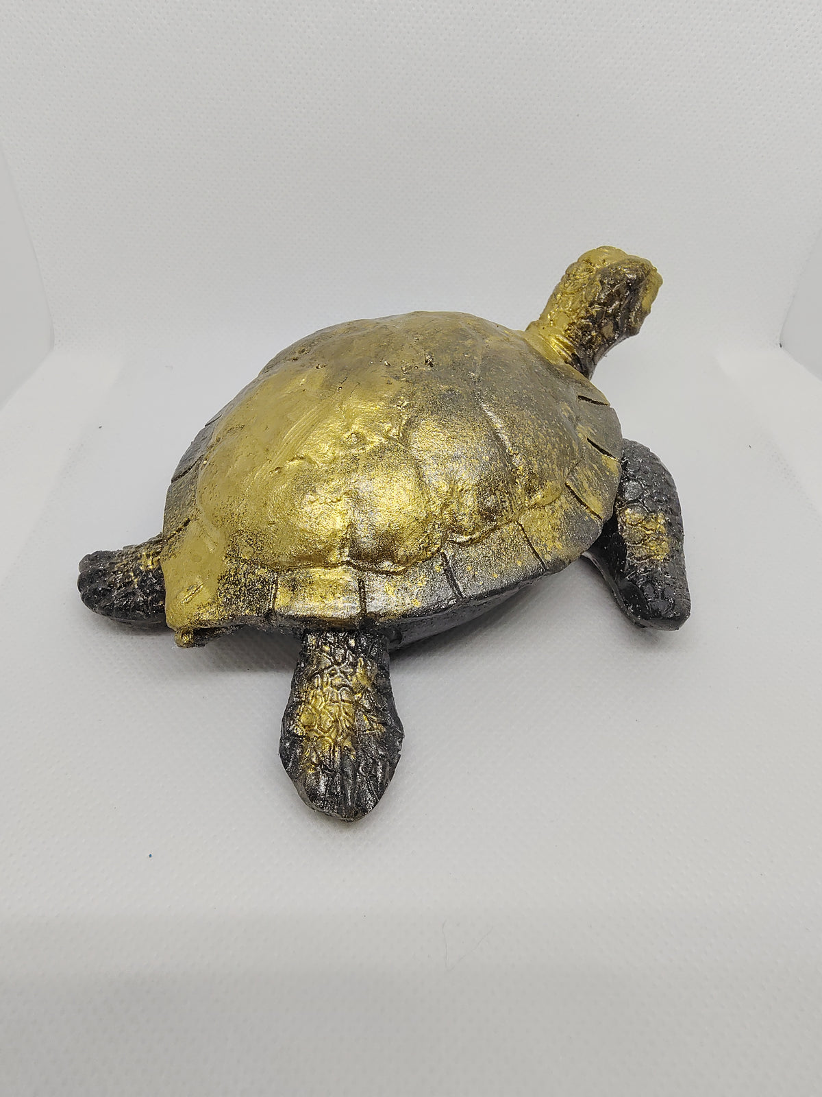 Tortue en Résine Époxy – Figurine Décorative Artisanale