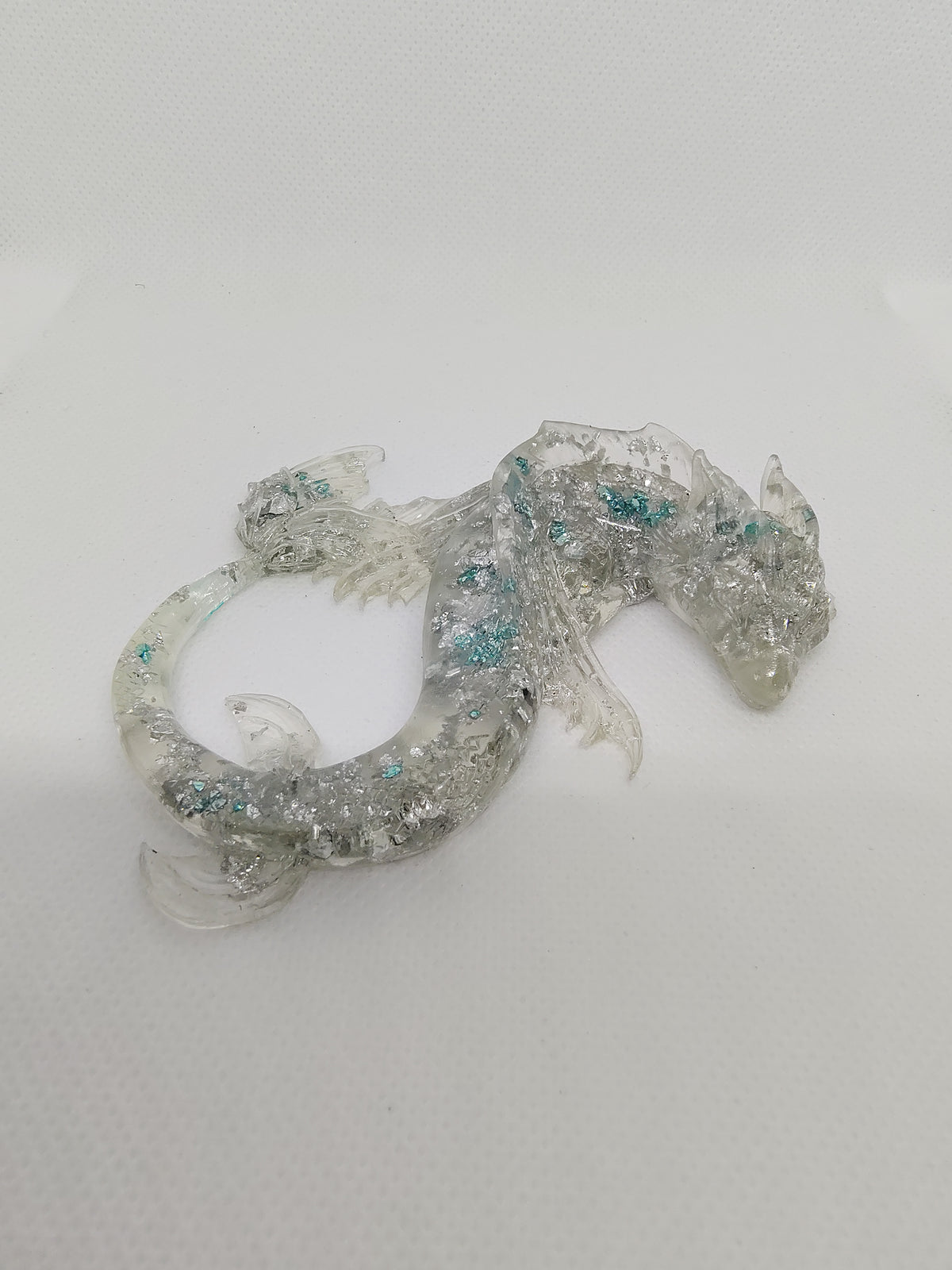 Dragon en Résine Époxy – Figurine Décorative Fantastique artisanale
